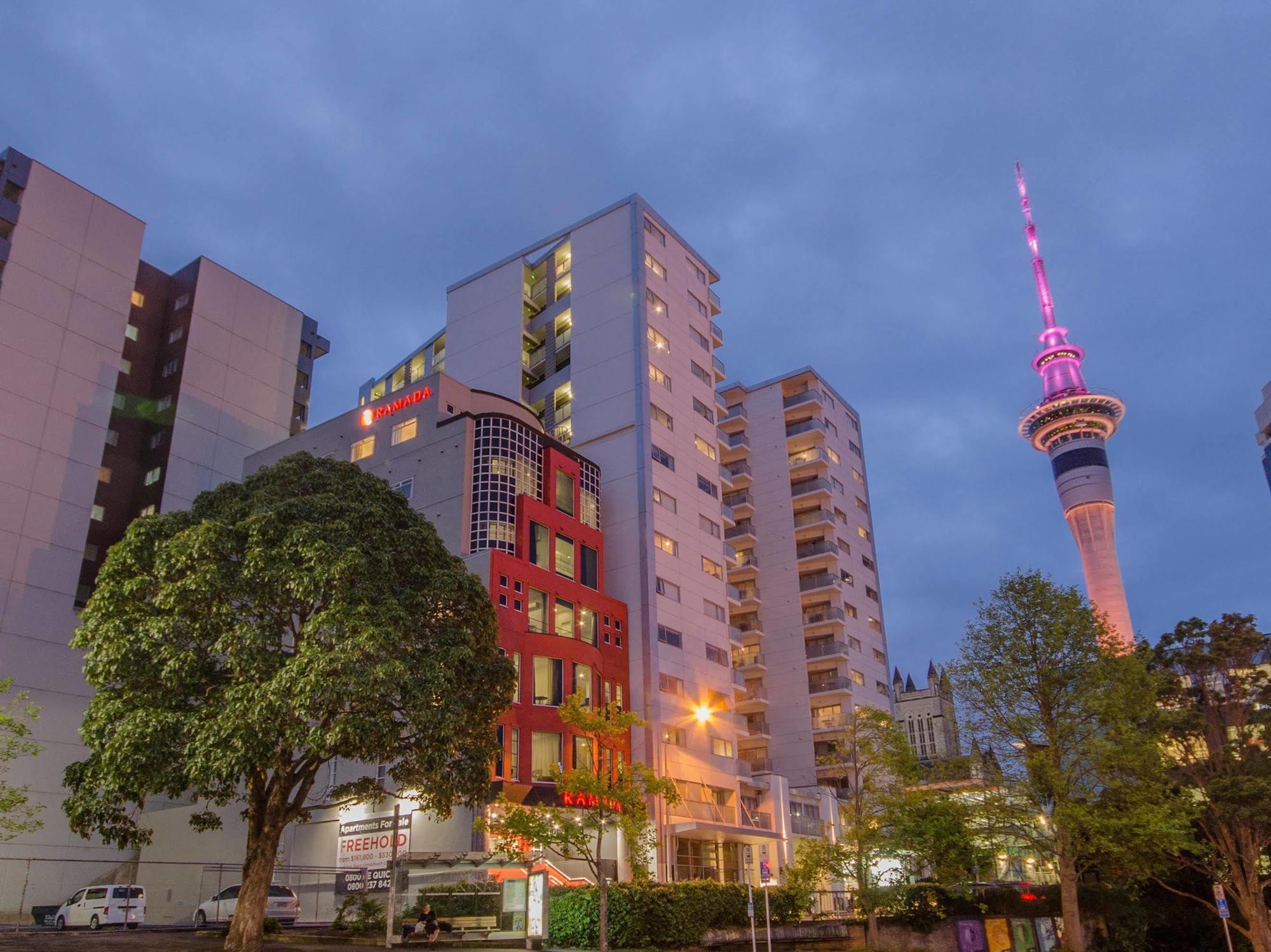 Ramada Suites By Wyndham Auckland - Federal Street Kültér fotó